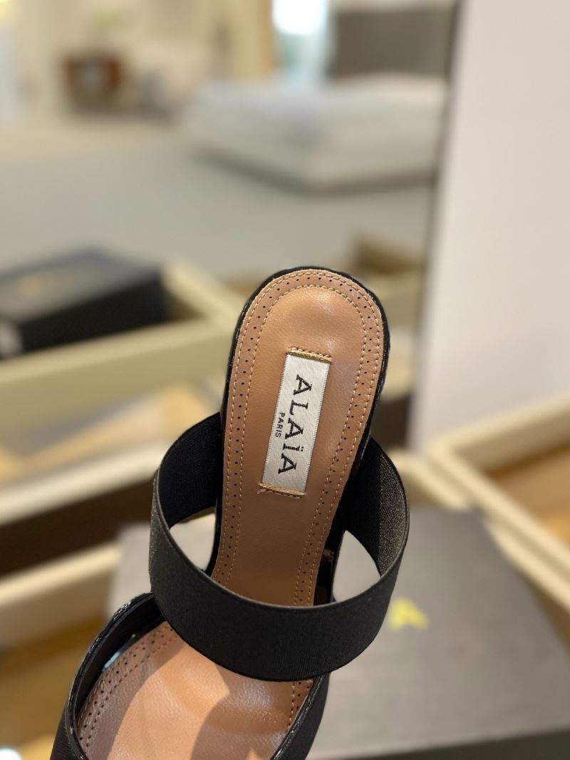 Alaia Sandals